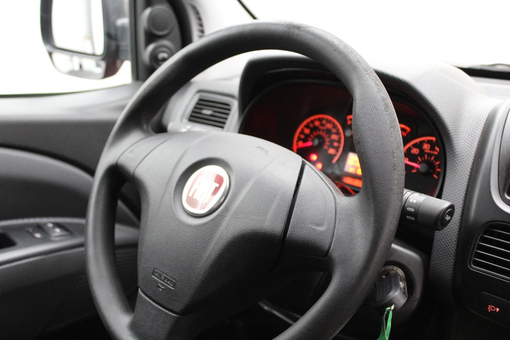 37980613-1.jpg