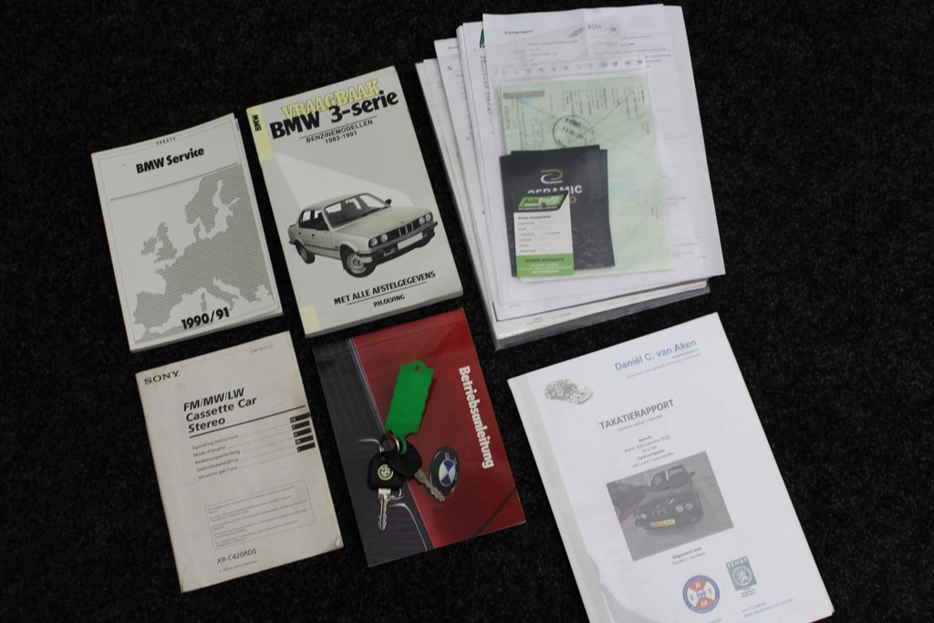 41053717-13.jpg