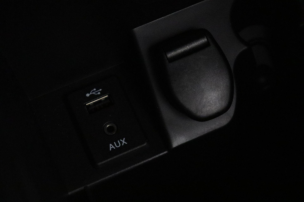 44411427-31.jpg