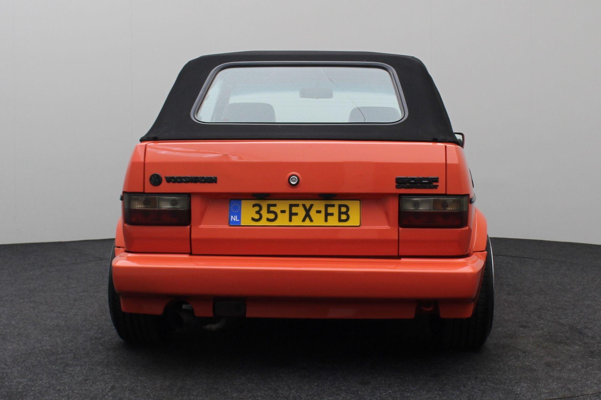 47058746-13.jpg