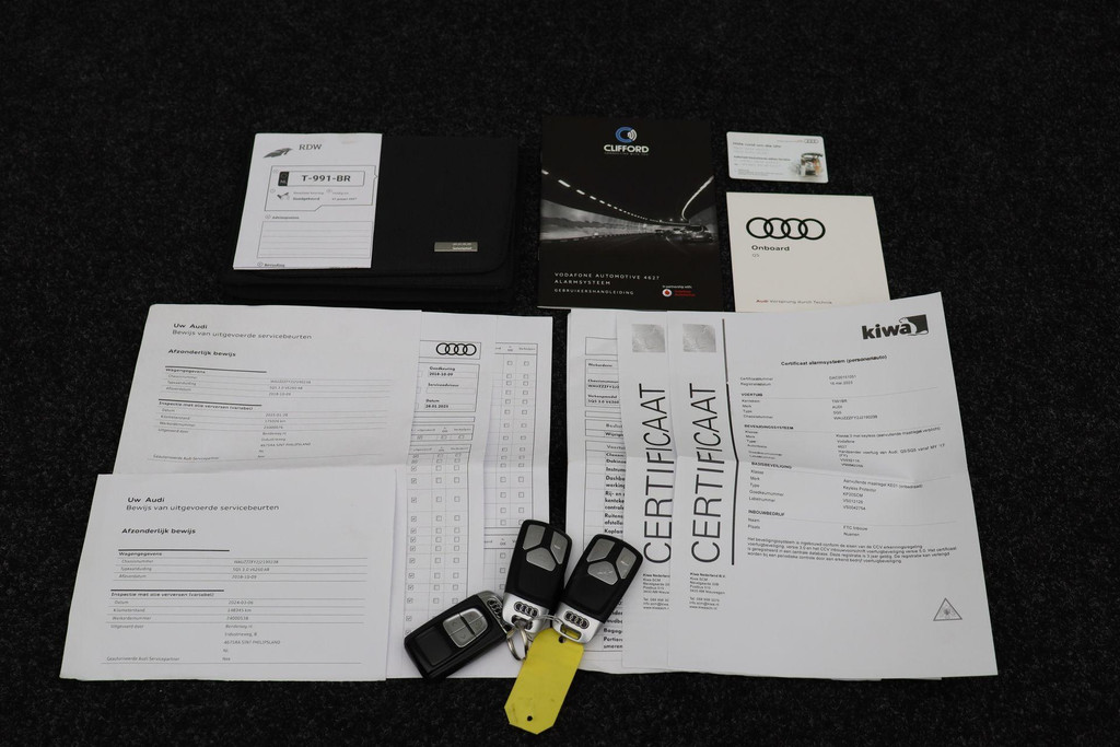 47155469-6.jpg