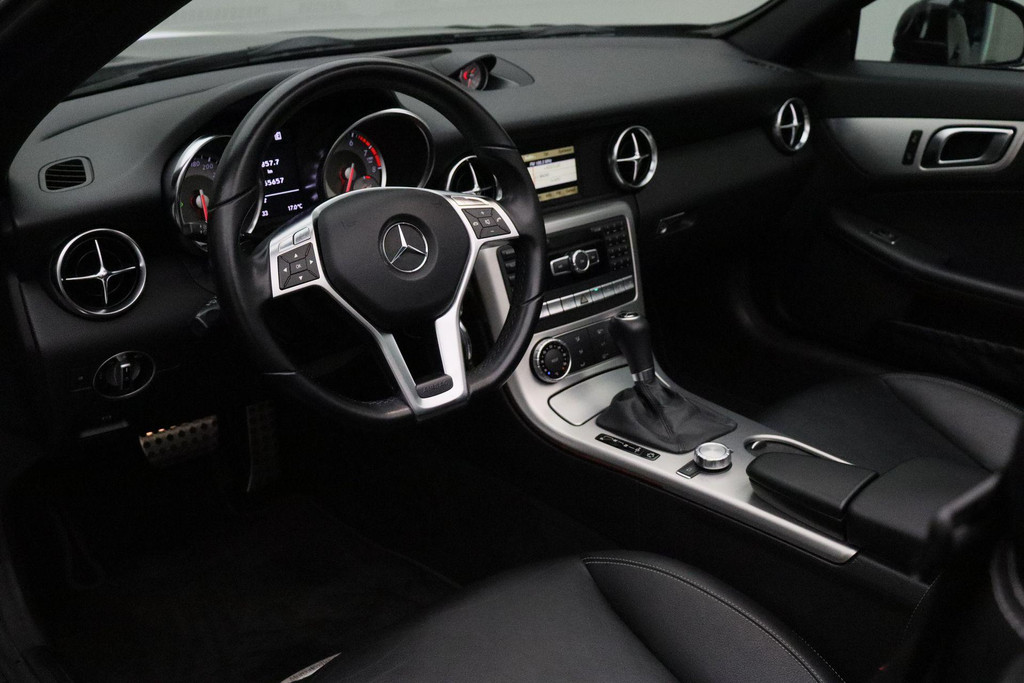 49370735-9.jpg
