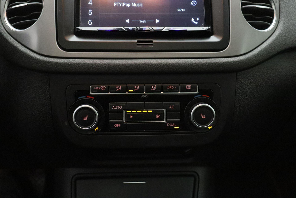 50538956-23.jpg