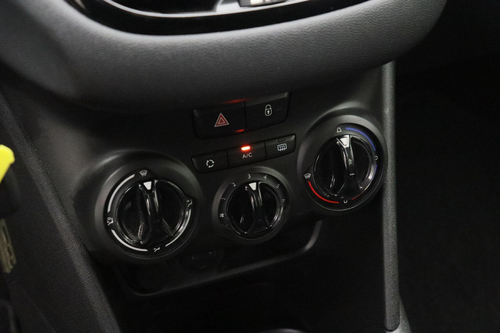 51193950-21.jpg