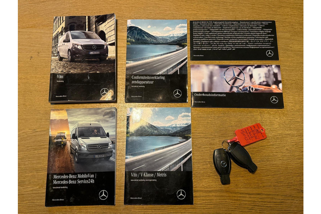 52796462-14.jpg