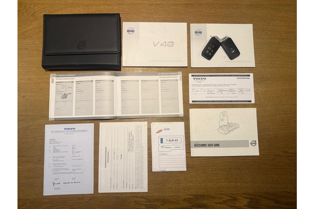 53216271-17.jpg