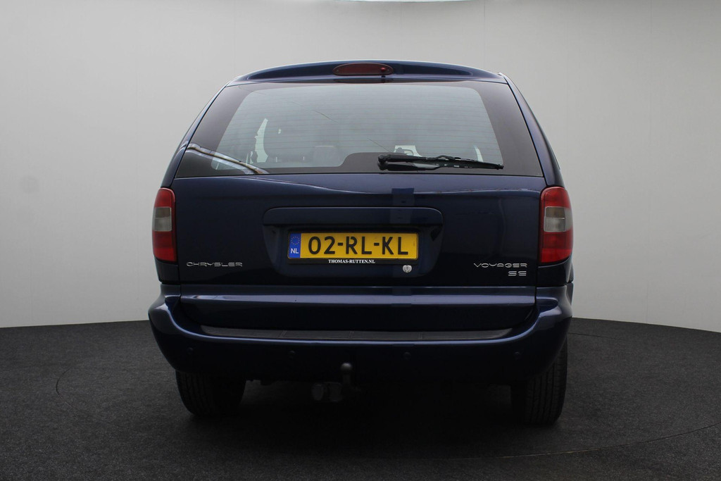 54211246-8.jpg