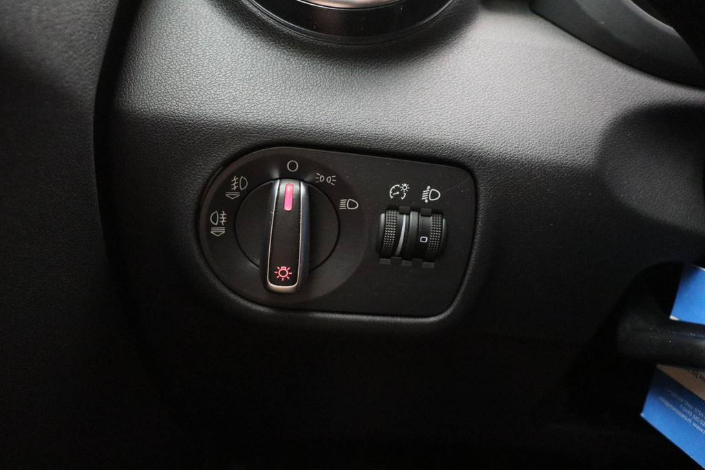 54966983-25.jpg
