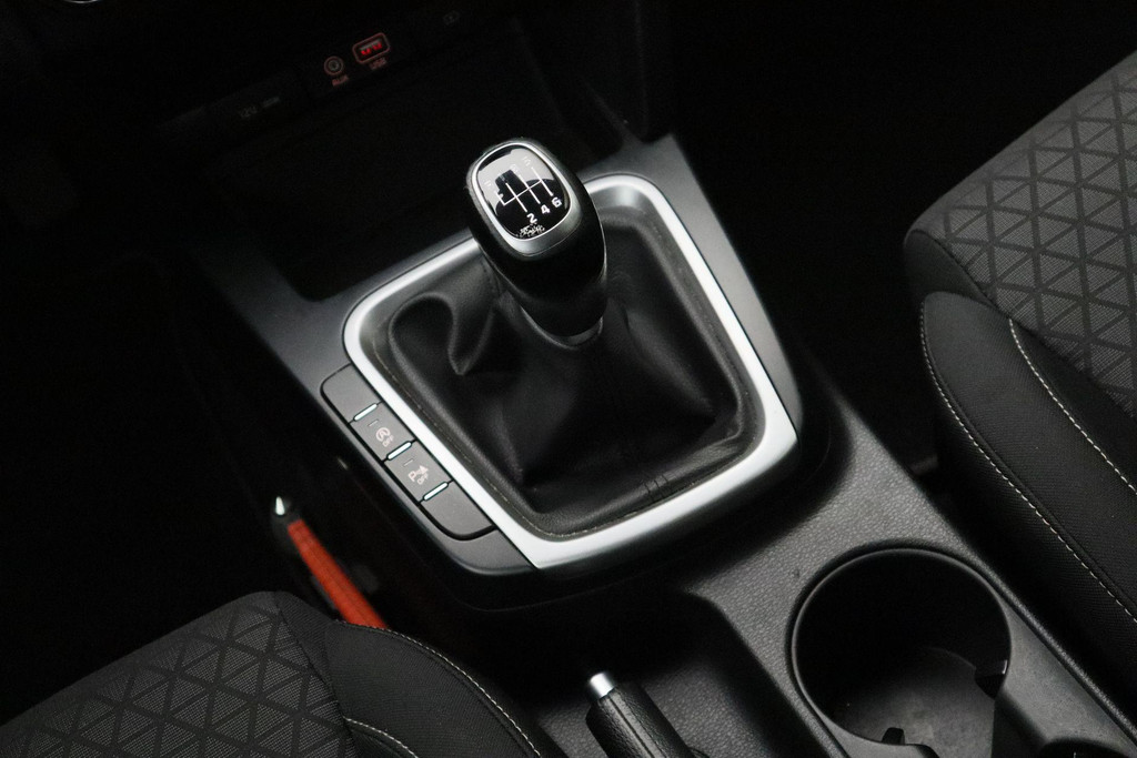 54967682-23.jpg