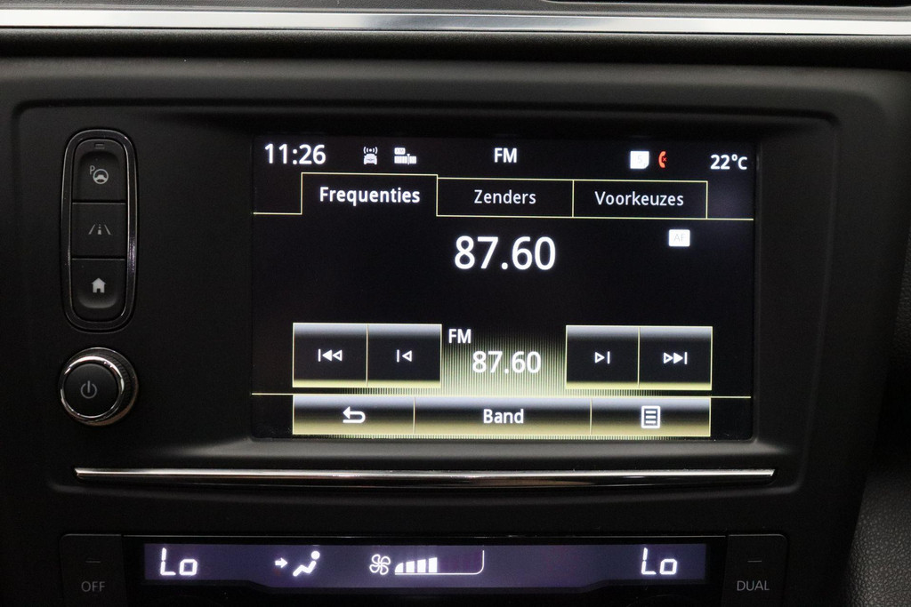 55100962-20.jpg