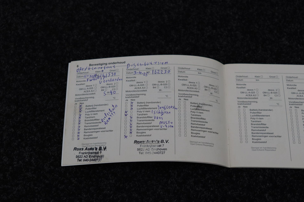 55107981-16.jpg