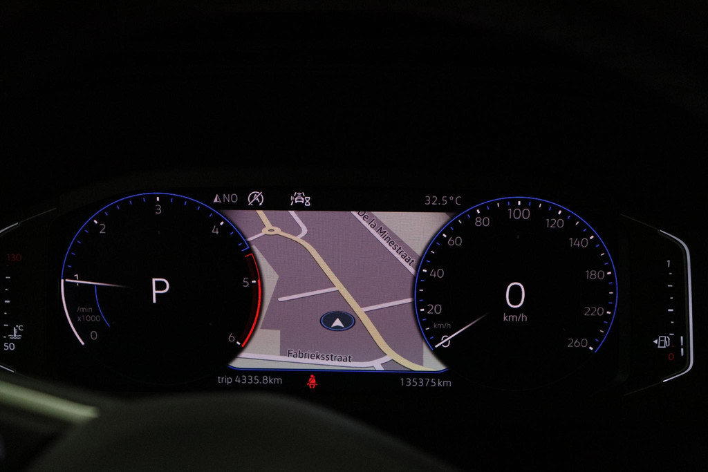 55632162-27.jpg